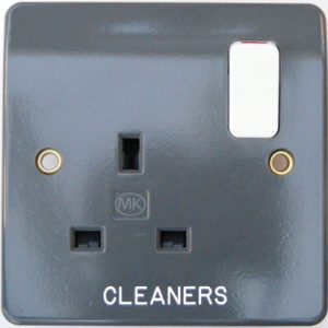 Swift SPP CL4W Single Plastic Plate CLEANERS' 4mm White